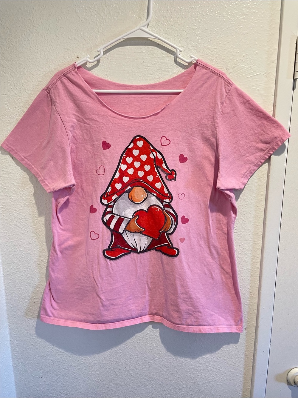 Valentine Gnome Holding Red Heart Graphic Tee | Custom Cropped Cut Fit 💖